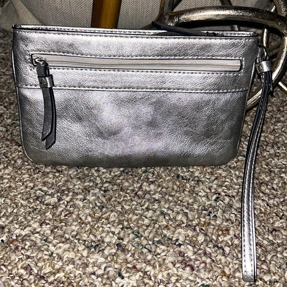 Simply Vera Vera Wang Wallet/Wristlet - Picture 3 of 6